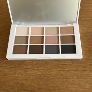 Makeup By Mario eyeshadow palette